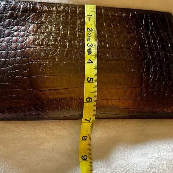 Authentic NANCY GONZALEZ Genuine Crocodile Clutch - Picture 7 of 10